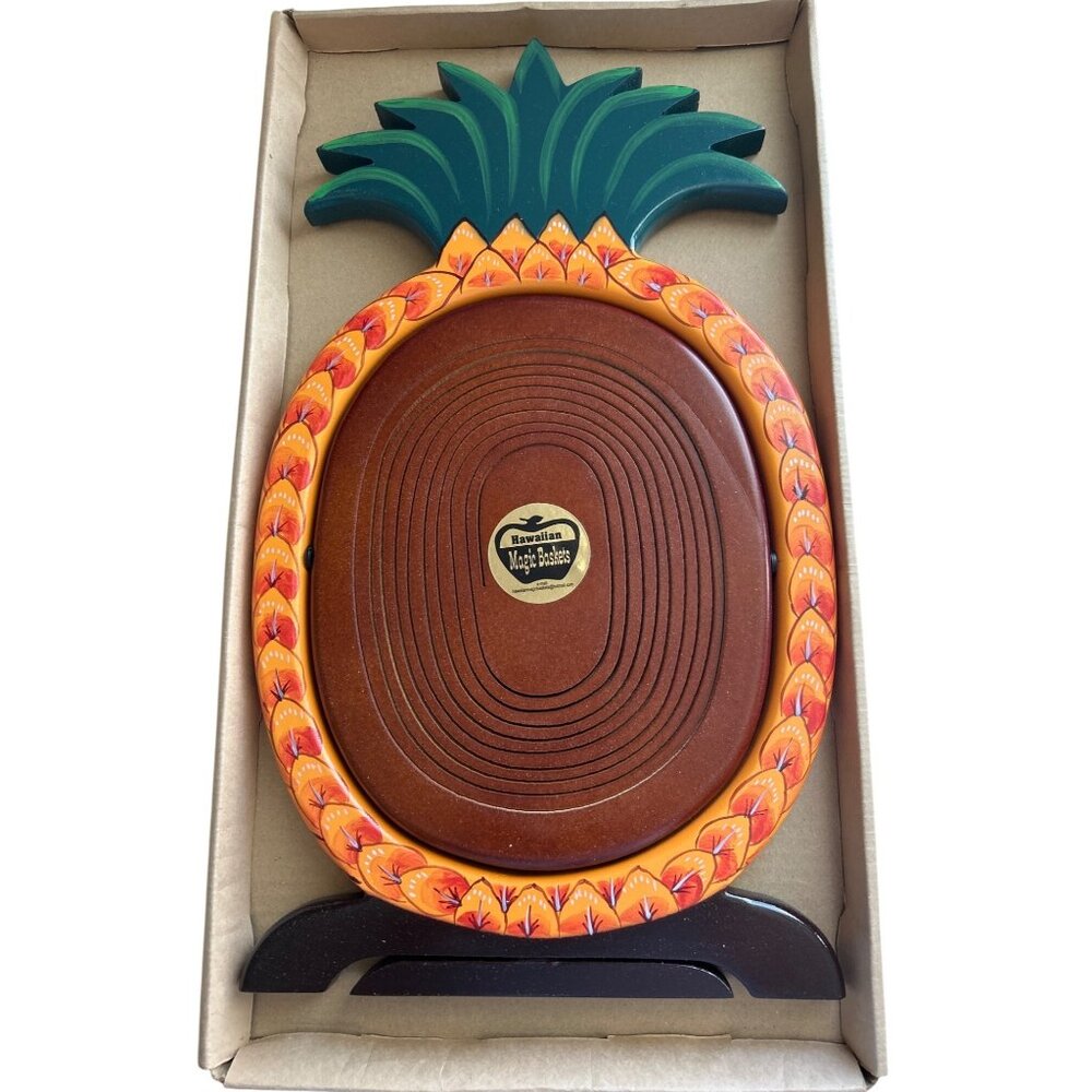 Hawaiian Magic Spiral Wooden Pineapple Collapsible Basket With Built In Stand